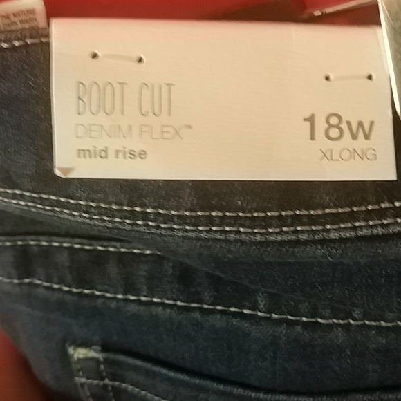 Maurices jeans - Picture 4 of 5